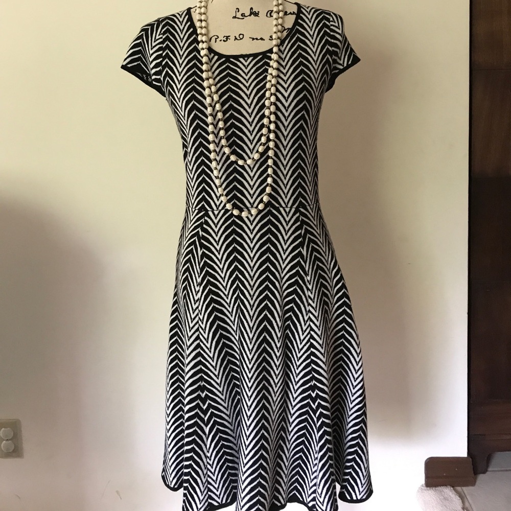 London Times Black White Lorenzo Knit Dress M 8-10